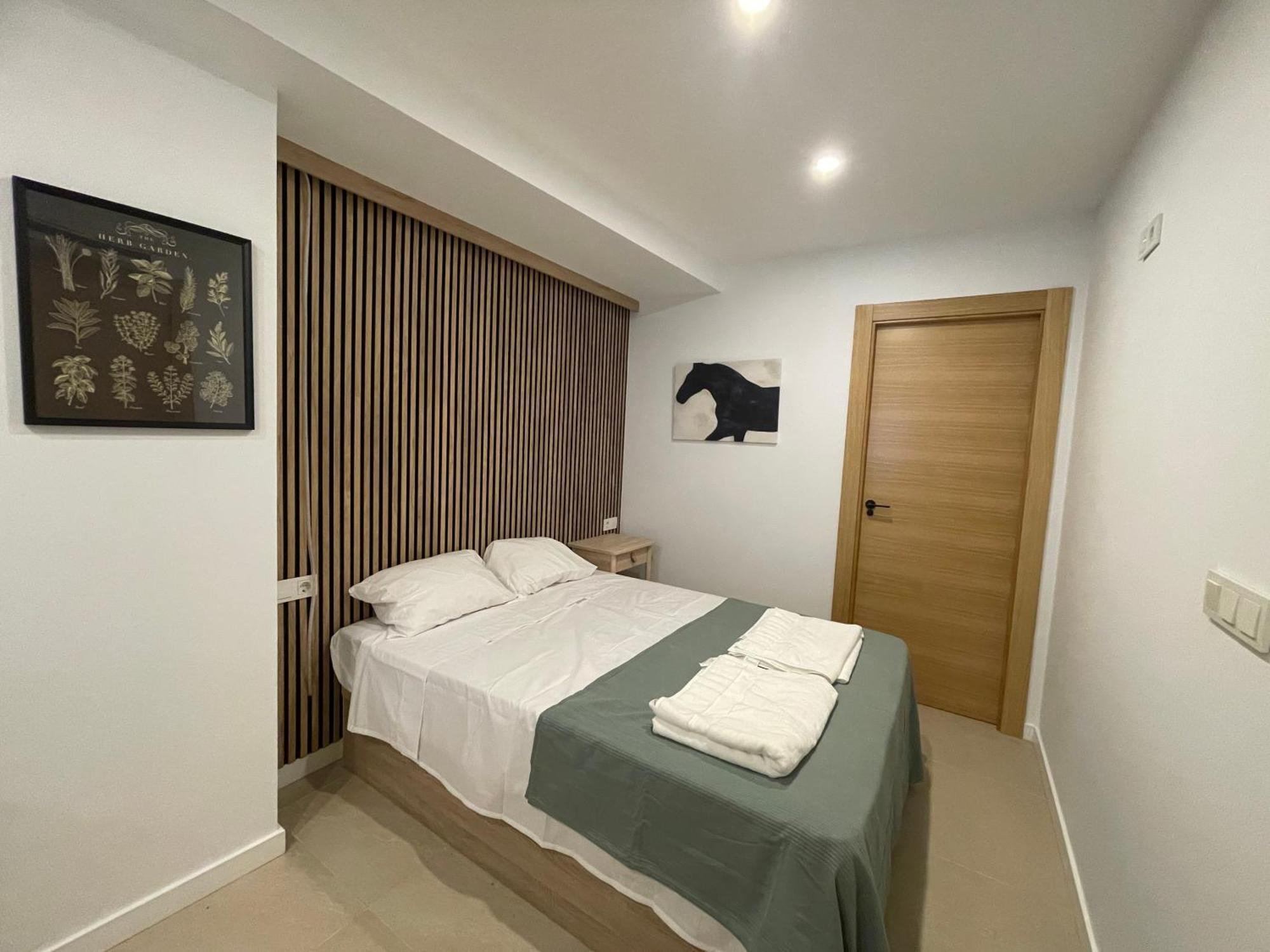 Apartamentos Postiguet Alicante Exterior photo